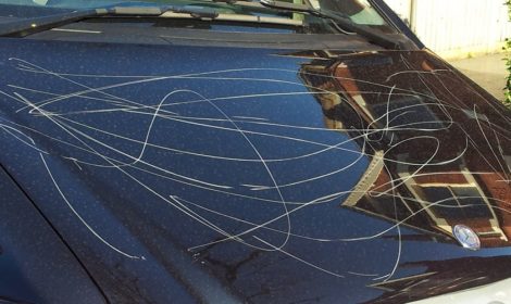 Reparar los arañazos en el coche – como se hace